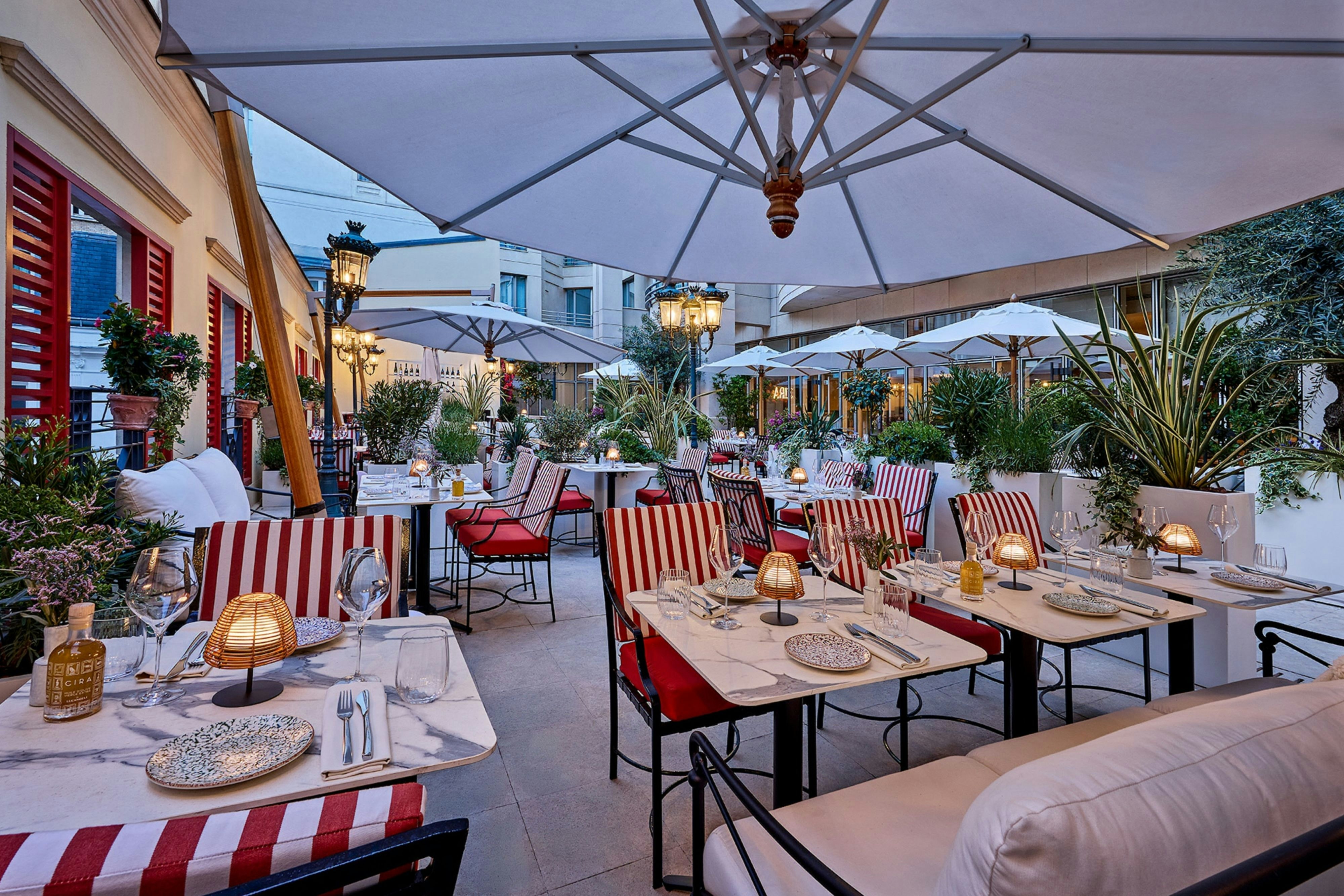 Paris Marriott Champs Elysees Hotel 18/24