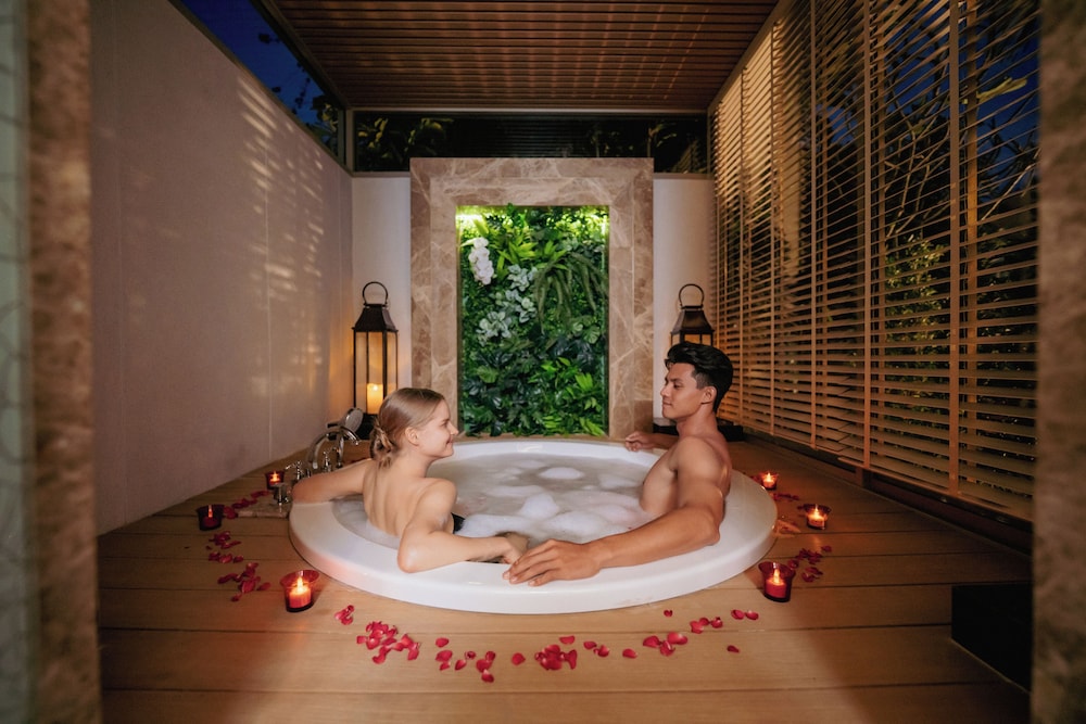 Thavorn Beach Village Phuket Resort and Spa 35/66