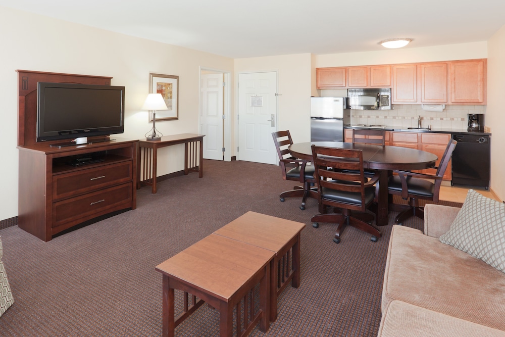 Staybridge Suites Rocklin - Roseville Area 52/64