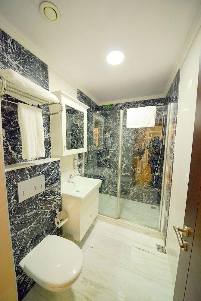 Sarajevo Suit Hotel 29/29
