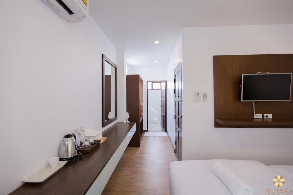 Busara Chiangmai Hotel 33/38