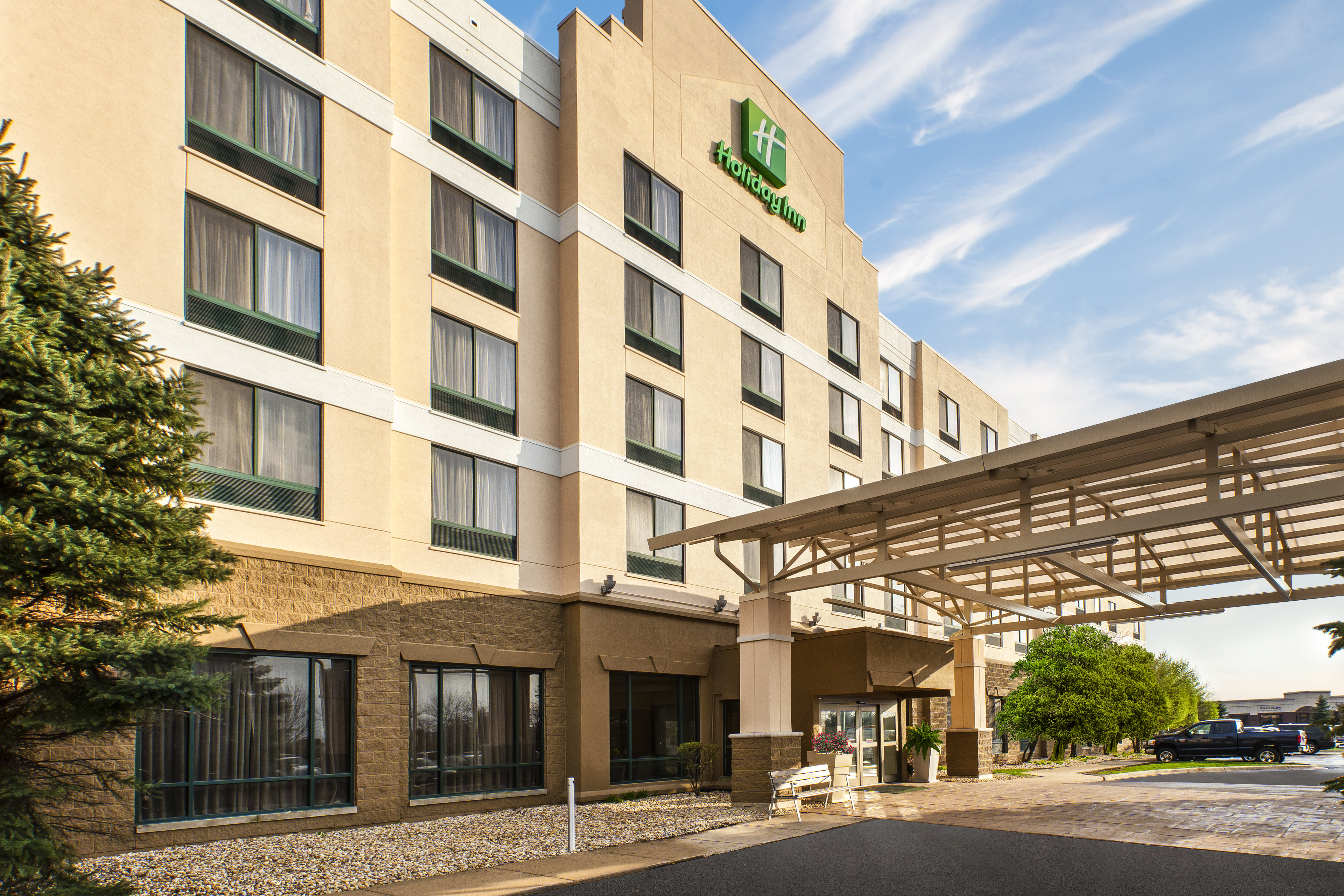 Holiday Inn Hotel Suites Bolingbrook 64/66