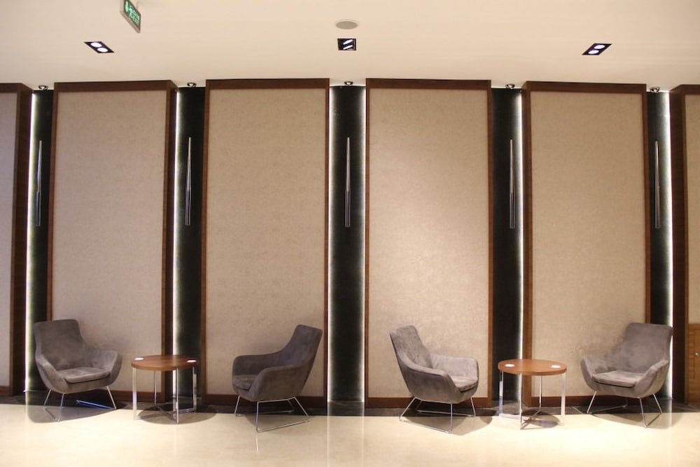 Armoni Park Otel 30/30