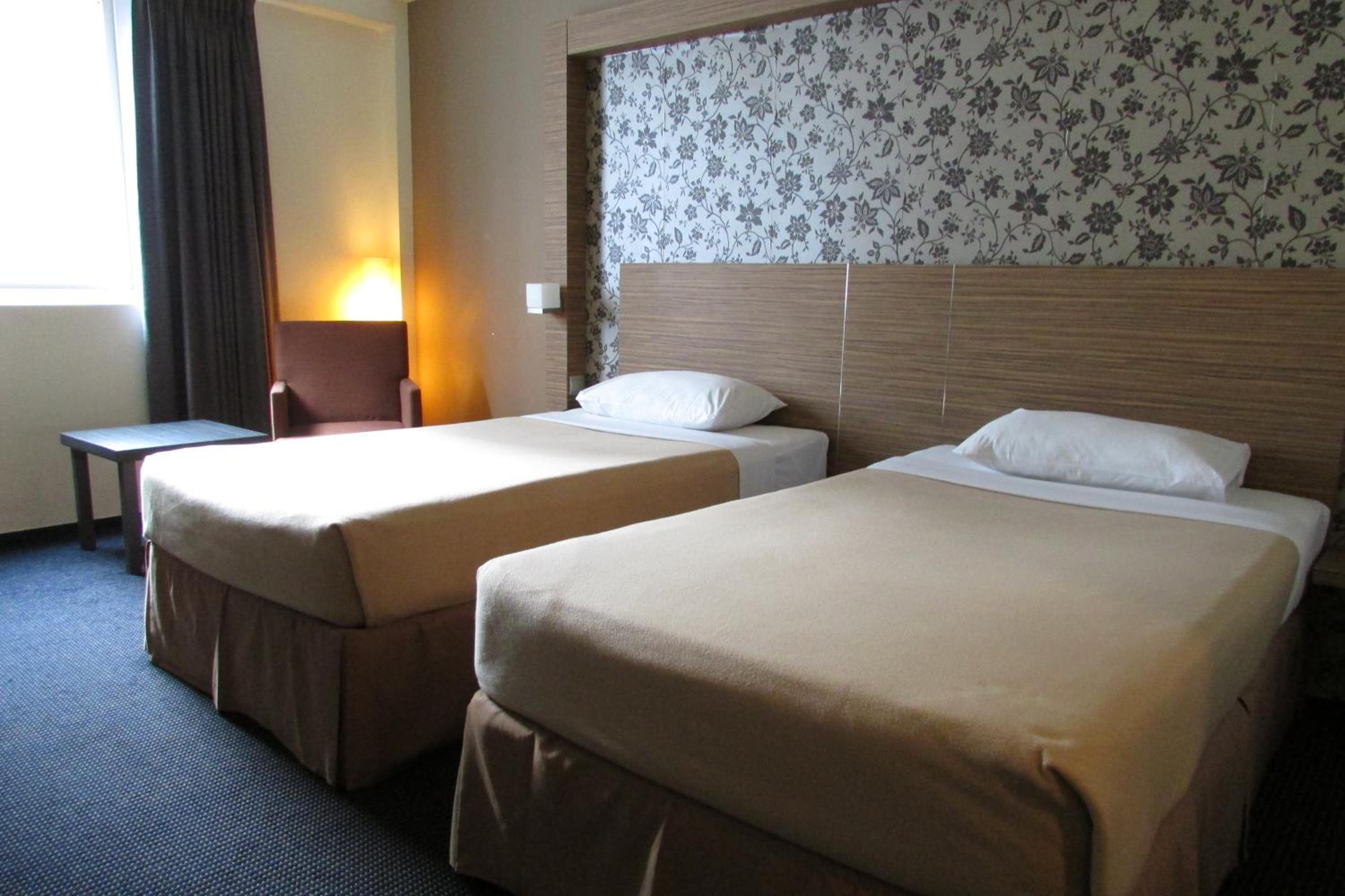 Strand Hotel 20/53