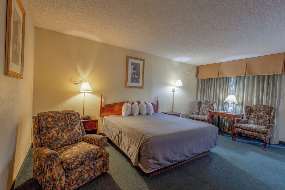 Royal Holiday Motel By Belvilla Gallup I-40 20/50