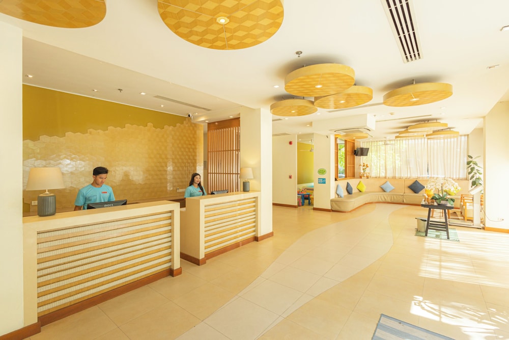 The Ashlee Plaza Patong Hotel & Spa 9/75