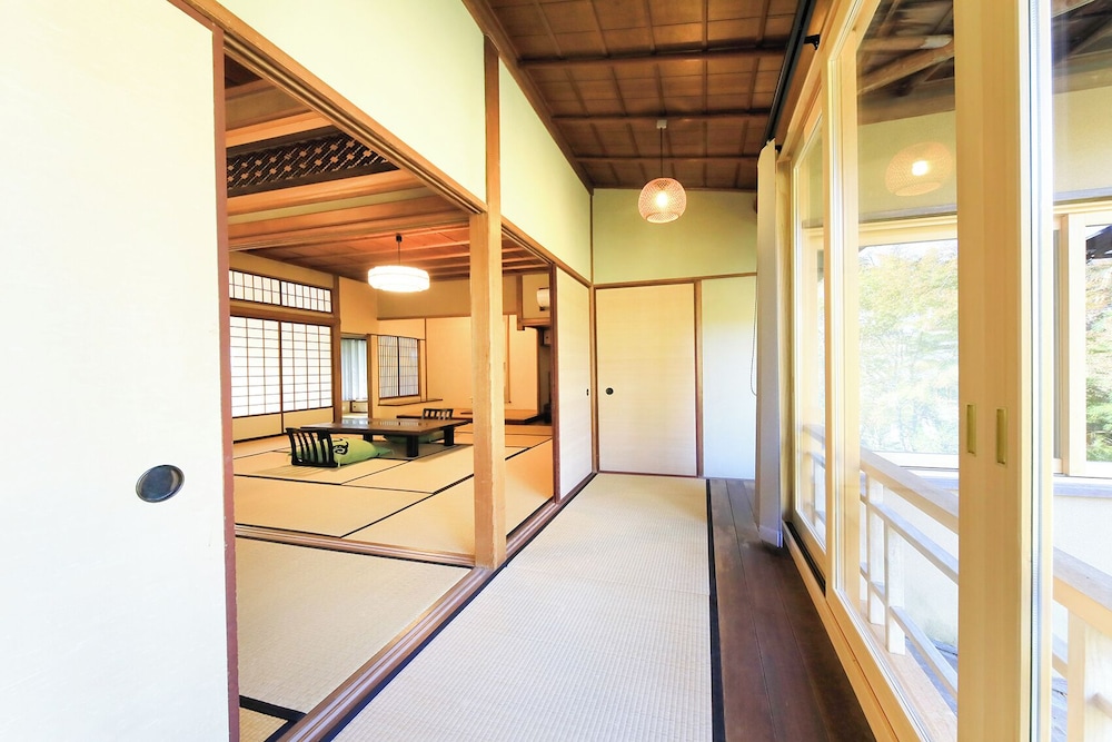 ARAI RYOKAN 24/50