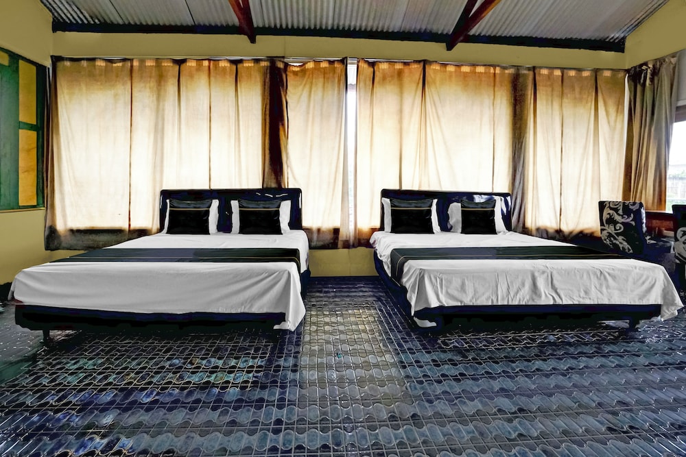 Hotel O near Alun Alun formerly Embun Pagi Hotel & Villa Resort 15/41