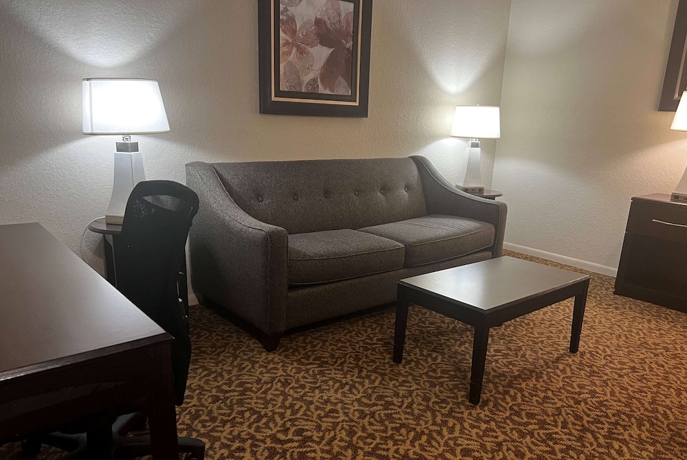 Studio6 Houston, TX - Westchase 35/56