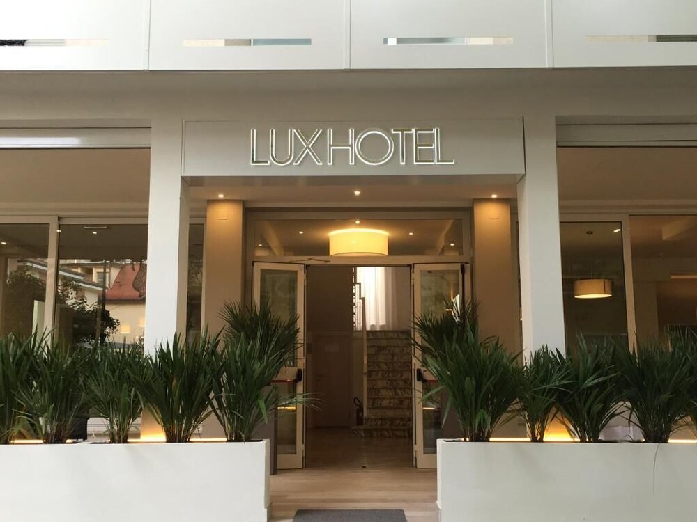 Hotel Lux 1/41