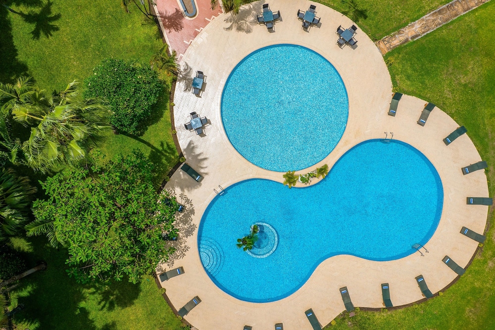 Delta Hotels Dar es Salaam 26/29