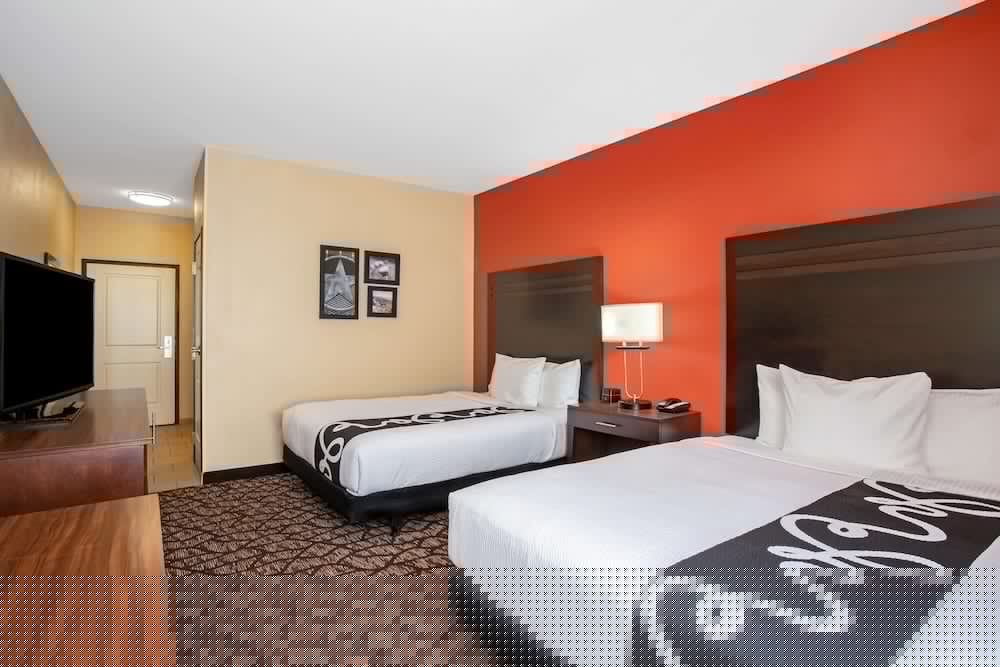 La Quinta Inn & Suites by Wyndham Pecos 20/62