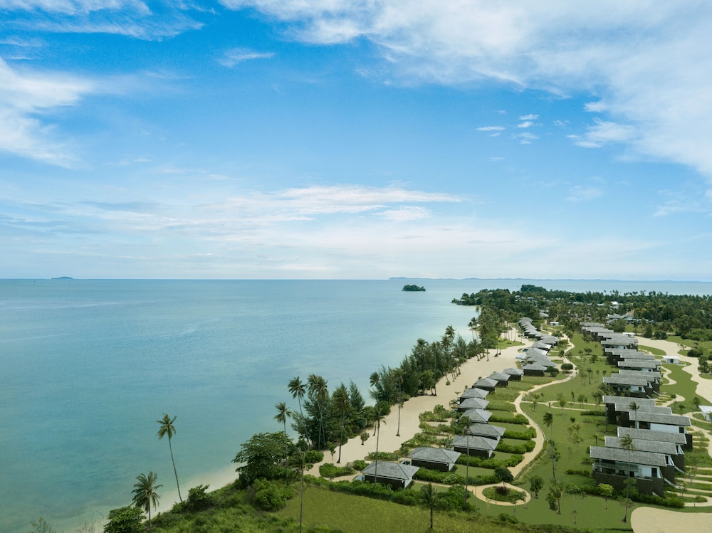 THE RESIDENCE BINTAN 36/73
