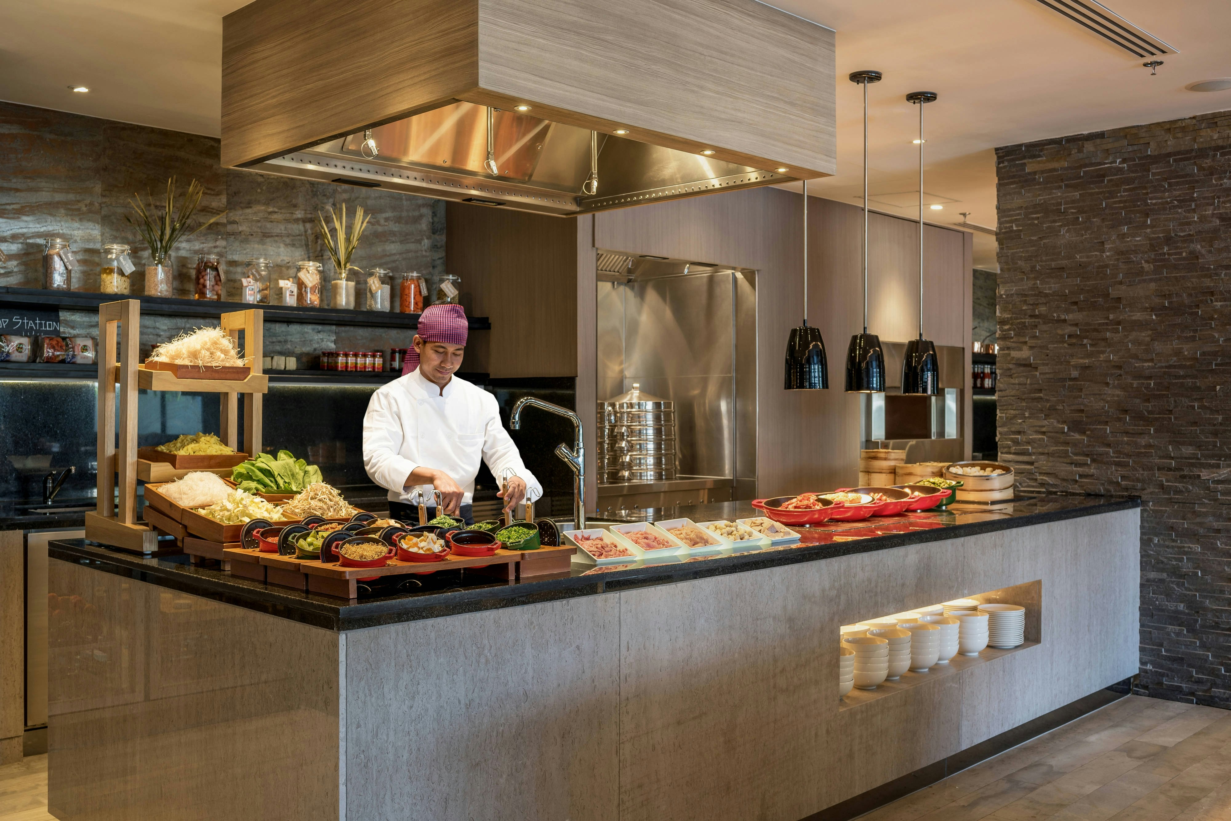 COURTYARD BY MARRIOTT SIEM REAP RESORT 2/15