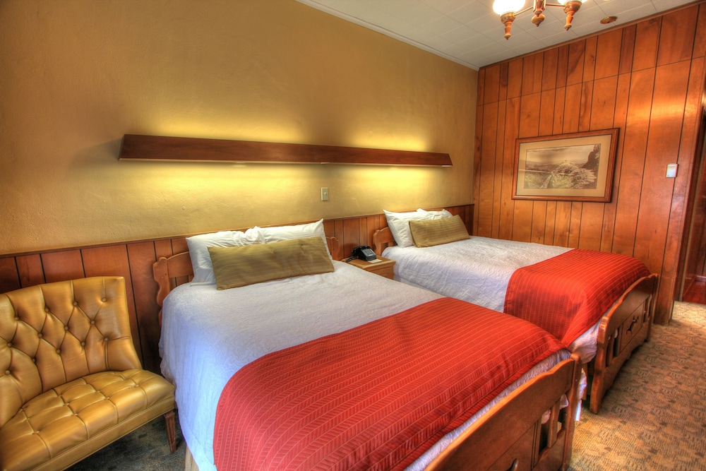 The Historic Gatlinburg Inn 19/66