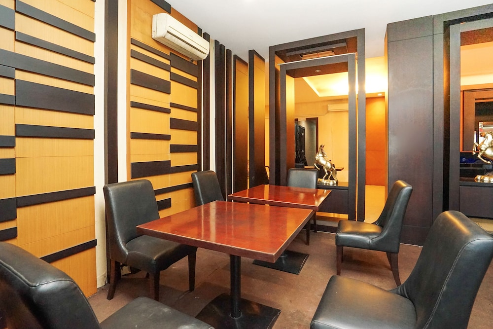 Hotel Istana Permata Ngagel 23/23
