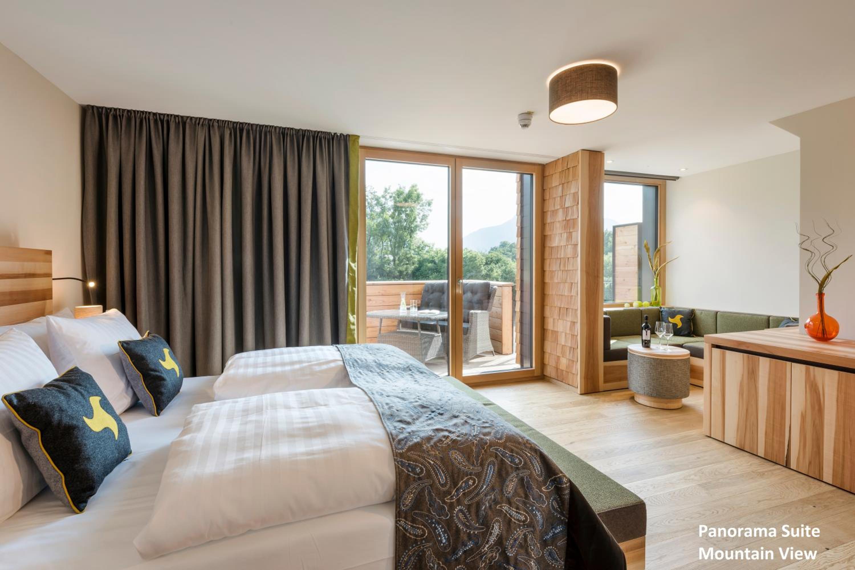 Suite, Mountain View