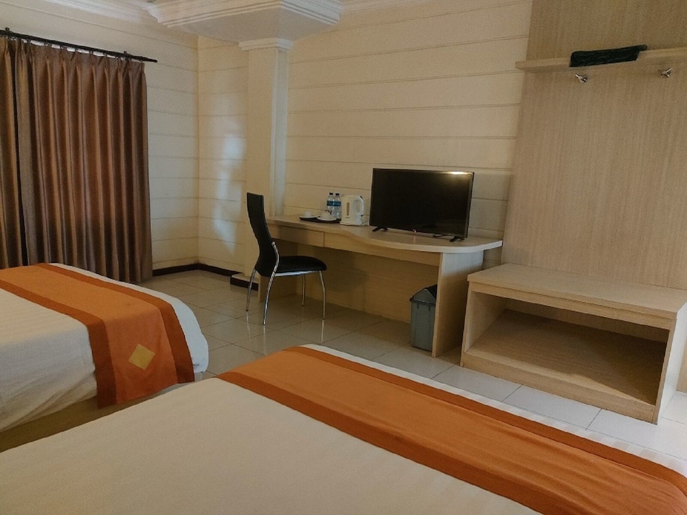 Hotel Mega Lestari 21/25