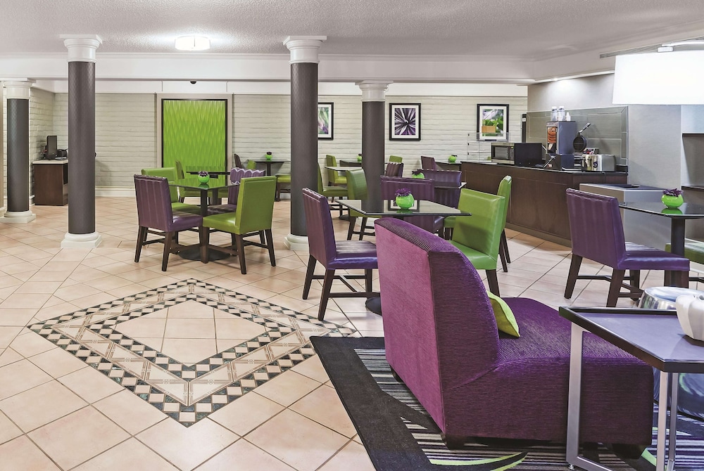 Travelodge by Wyndham Houston Cy-Fair 38/55