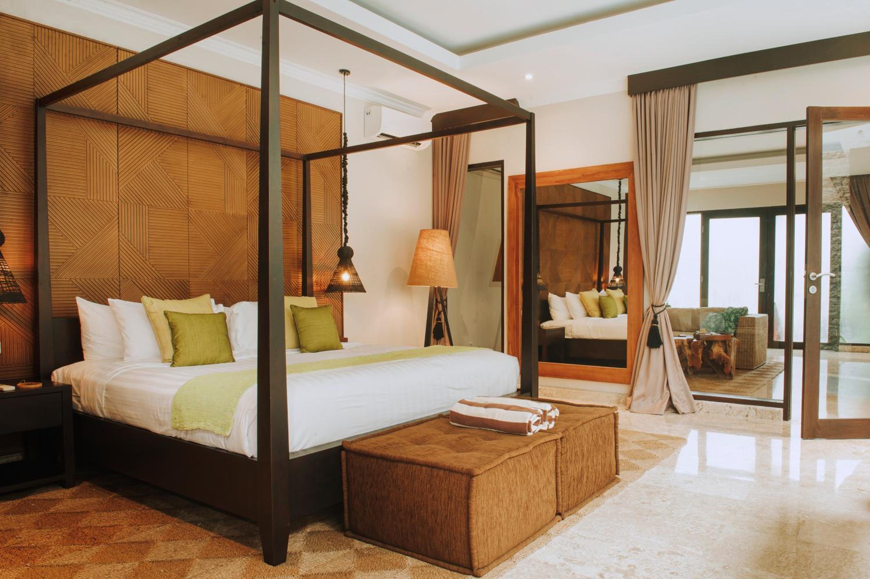 Pool, Deluxe, Villa, King Bed, Nunamkhalu Private Villas and Spa (Ex Nusa Dua Retreat) 2/2