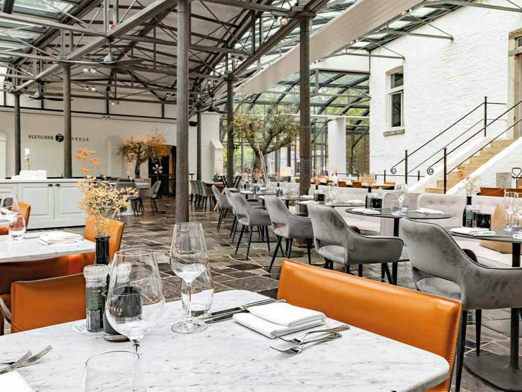 Sandton Chateau de Raay 27/50