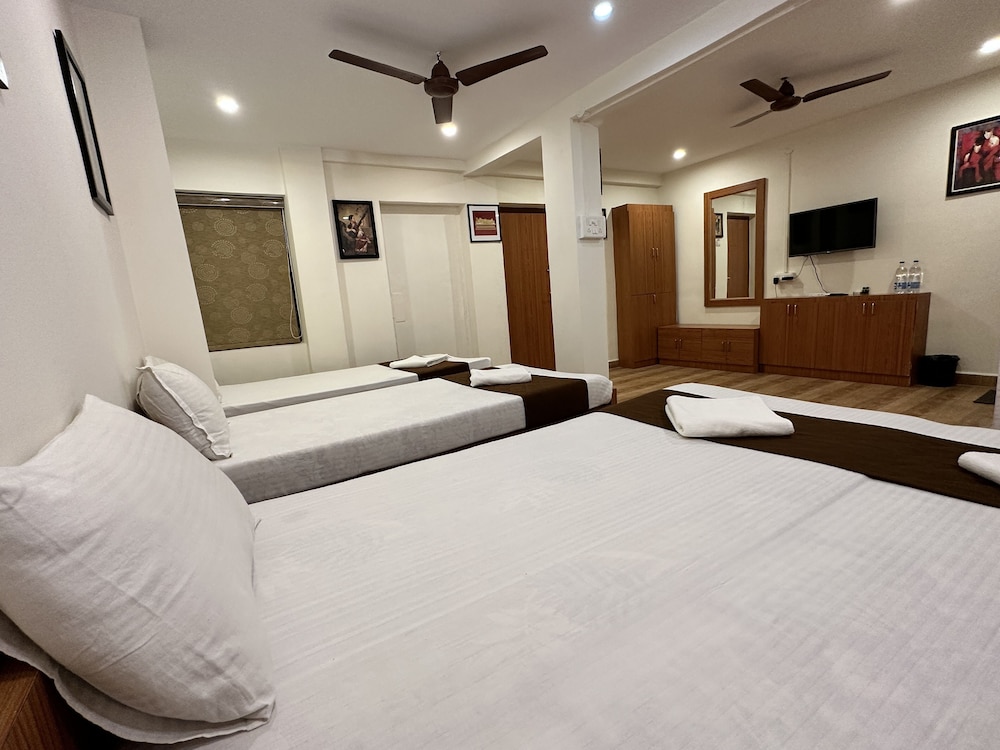 Hotel Ramakrishna 20/32