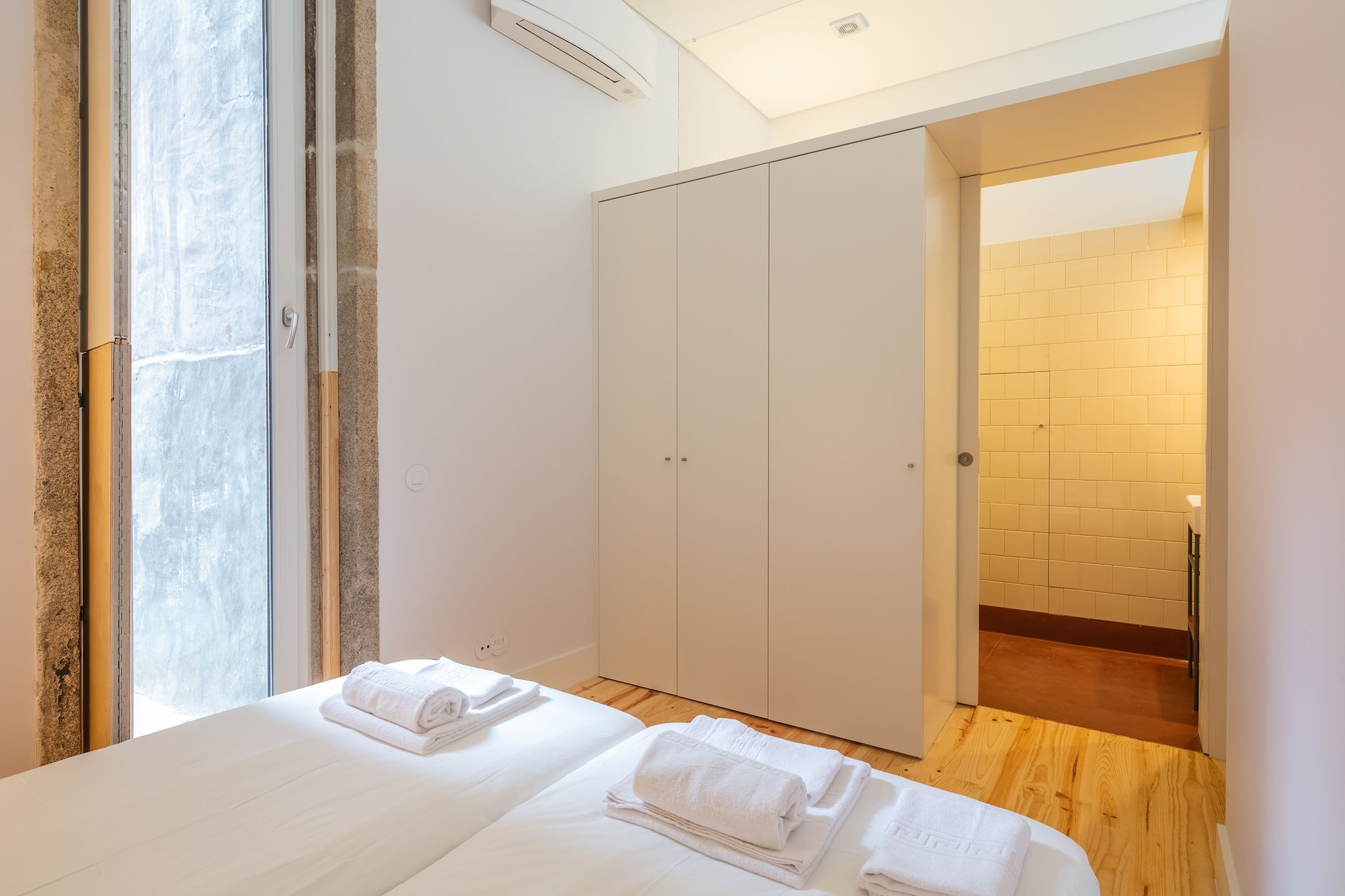 1 BEDROOM, ROMANTIC, APARTMENT, CITY VIEW
