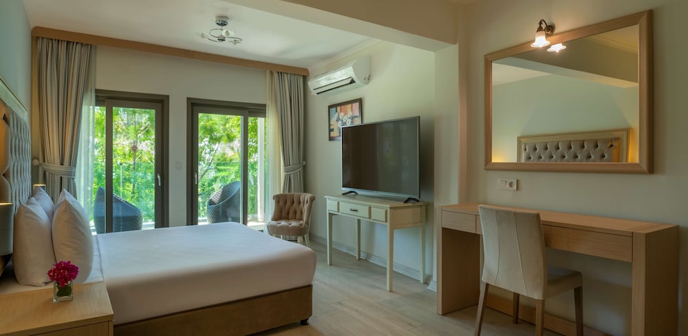 DoubleTree by Hilton Bodrum Marina Vista 23/43