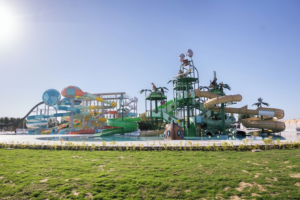 Sirena Beach Resort & Spa 43/50