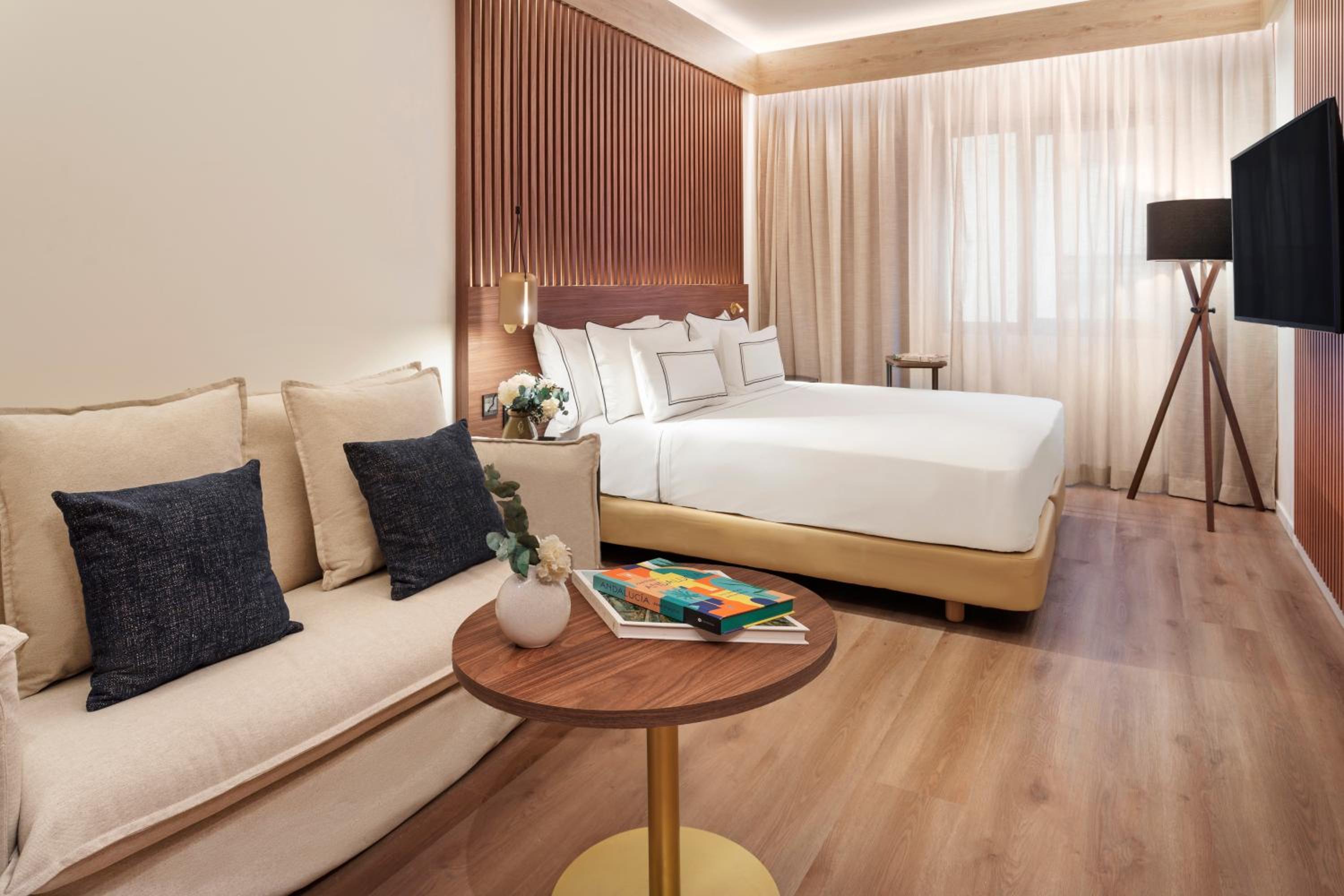 The Level, Premium, Double Bed
