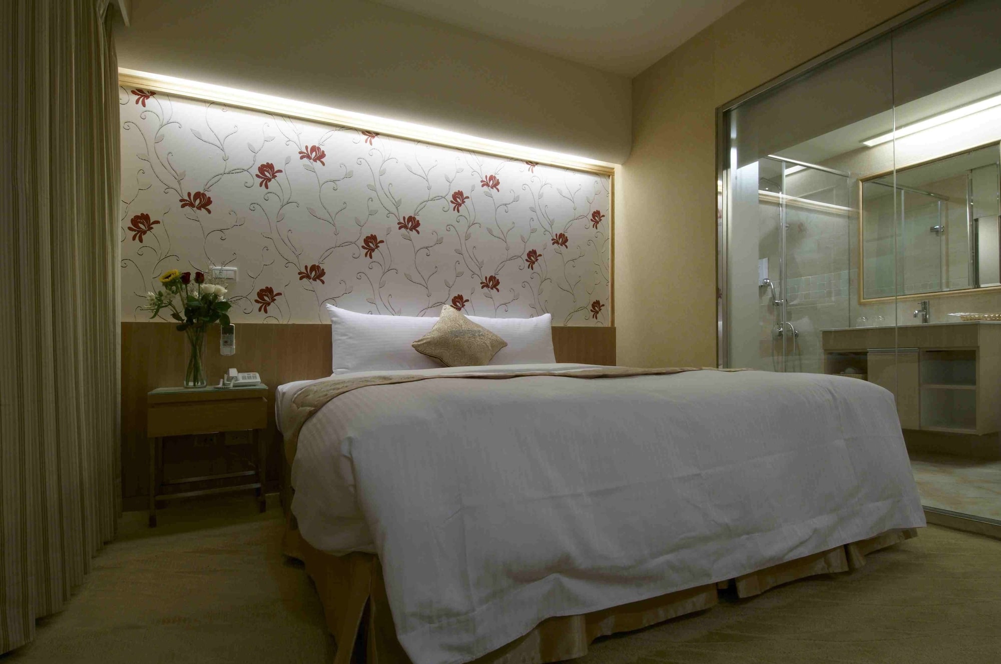 SUPERIOR, TWIN BEDS