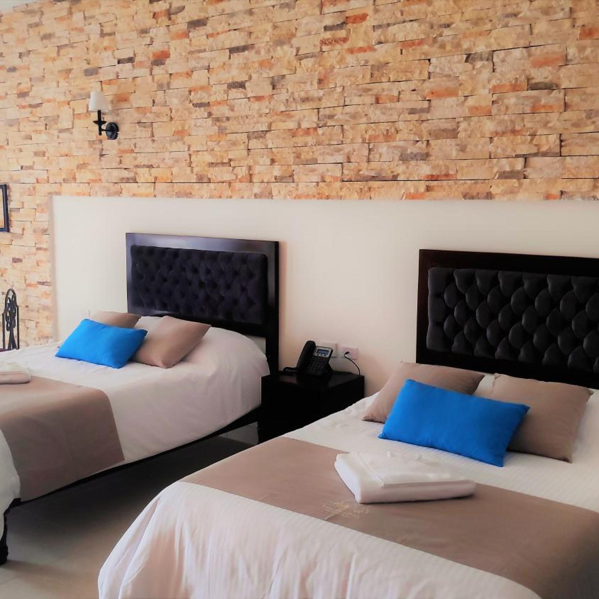 Hotel Los Frailes 28/59