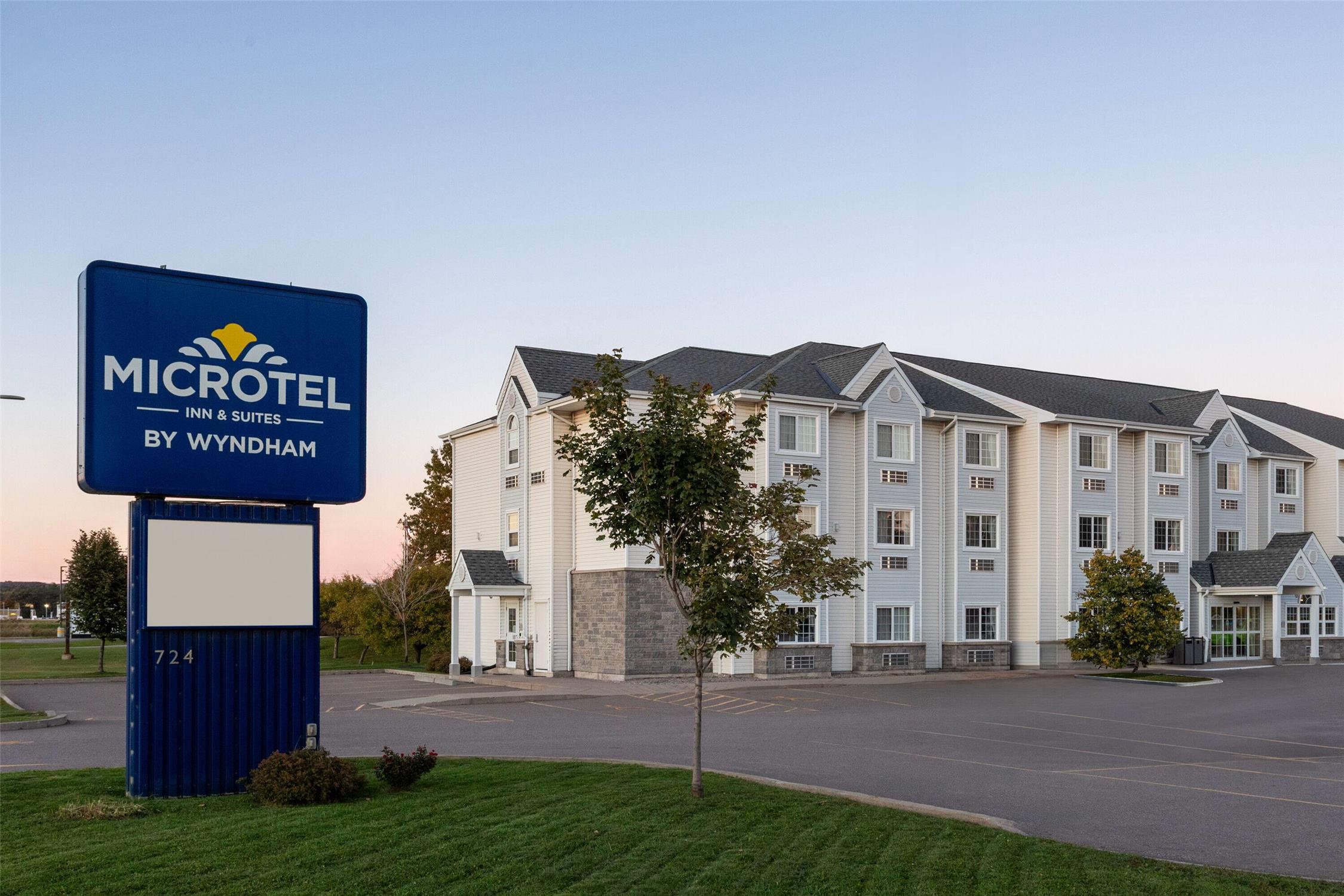 Microtel Inn & Suites By Wyndham Sault Ste. Marie 2/47