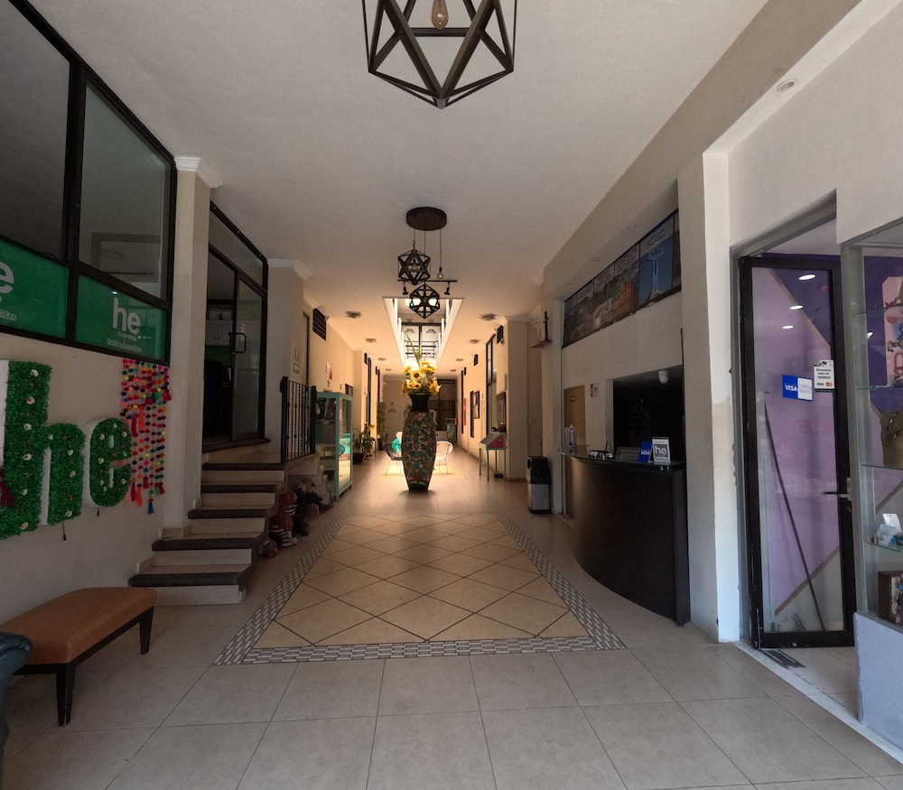 Hotel Esmeralda's 18/31
