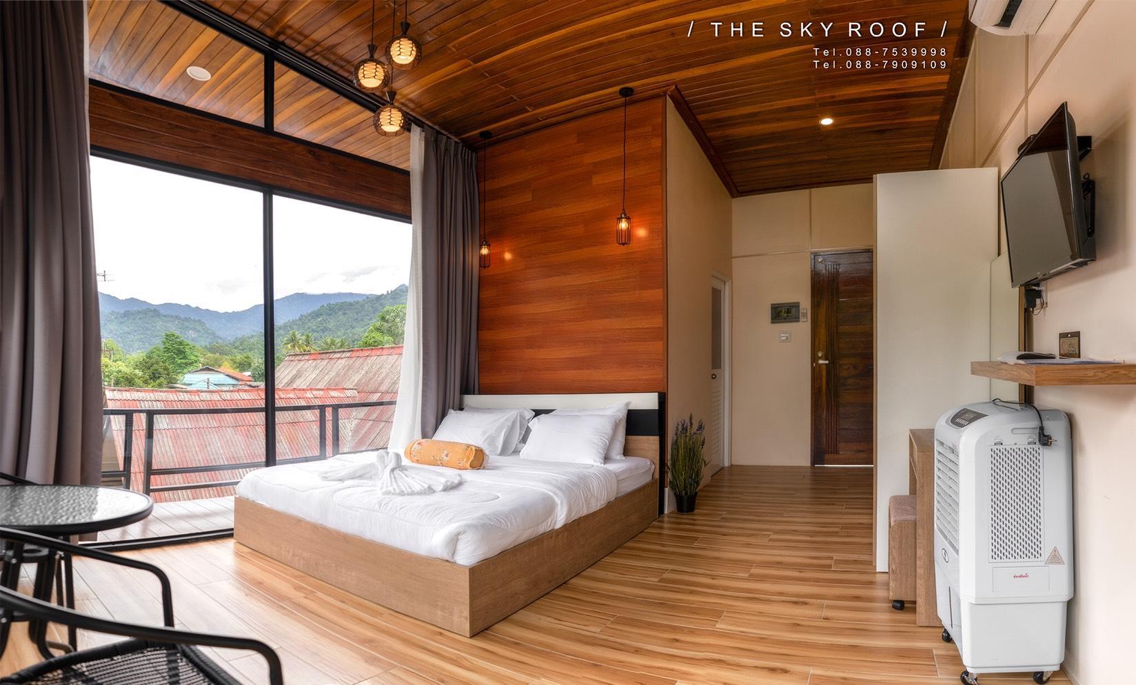 The Sky Roof Homestay @ Kiriwong 13/37
