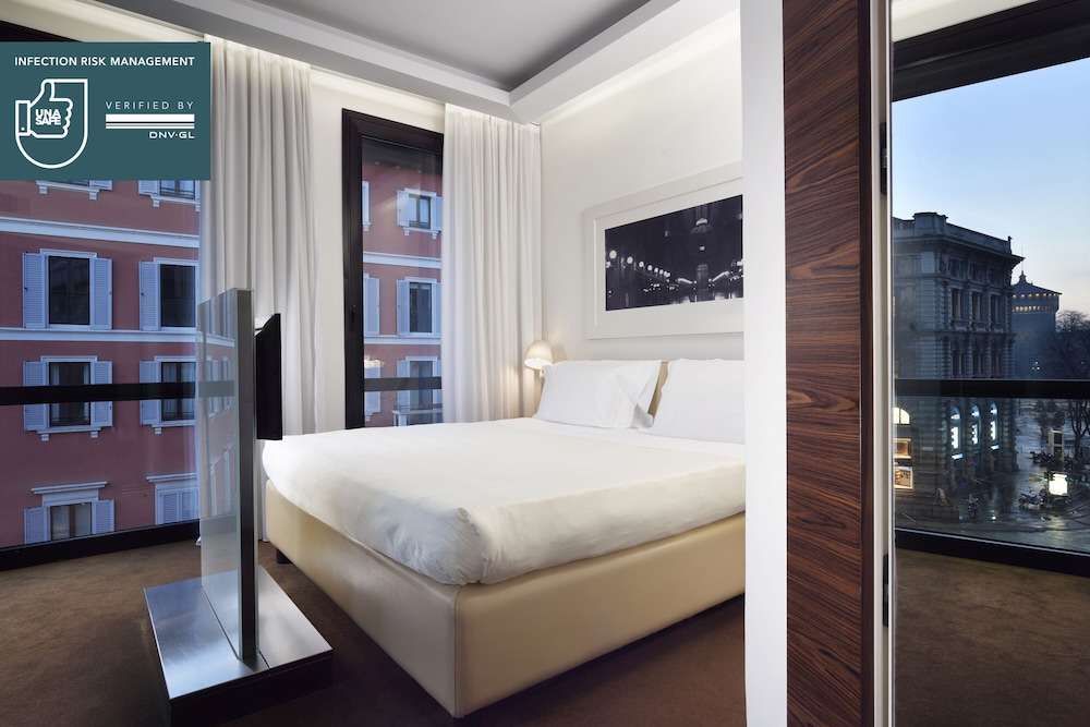 Unahotels Cusani Milan 34/69