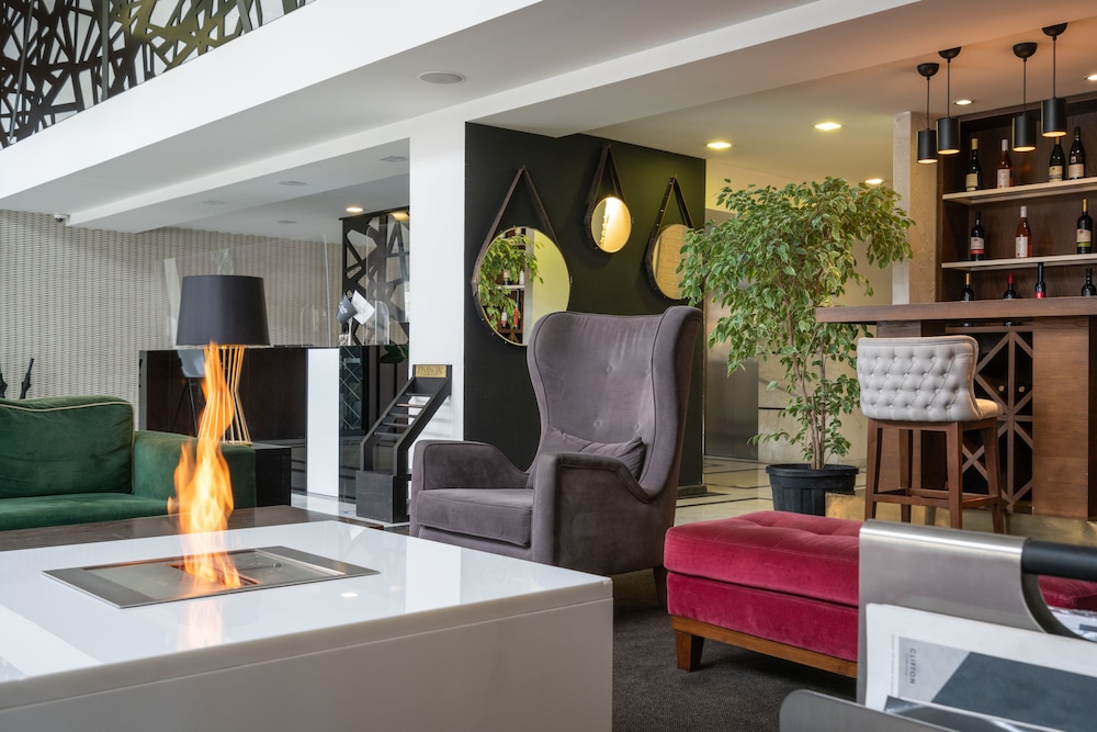 Coste Hotel 40/65