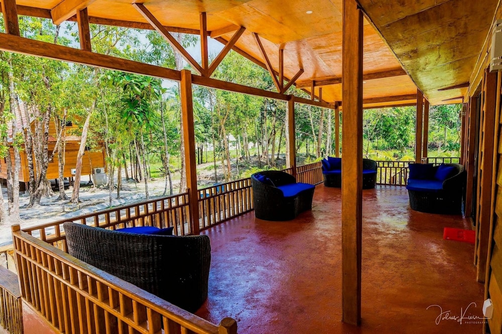 Sol Beach Resort 32/50