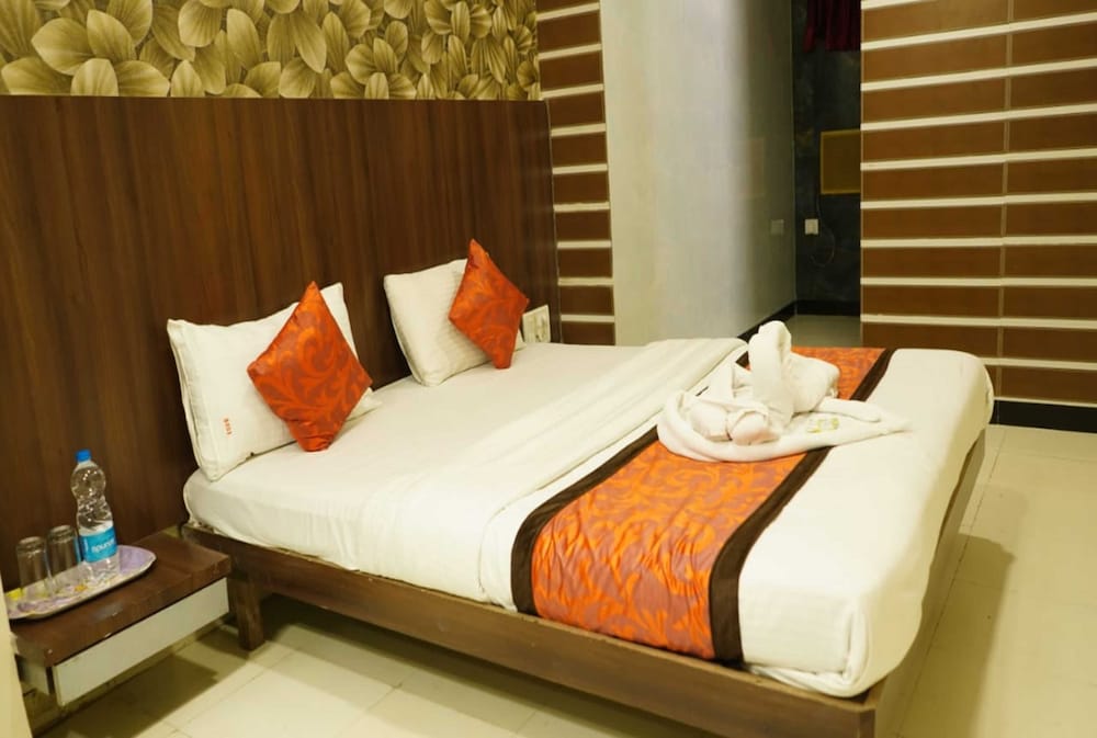 SAI SHARAN STAY INN 14/24