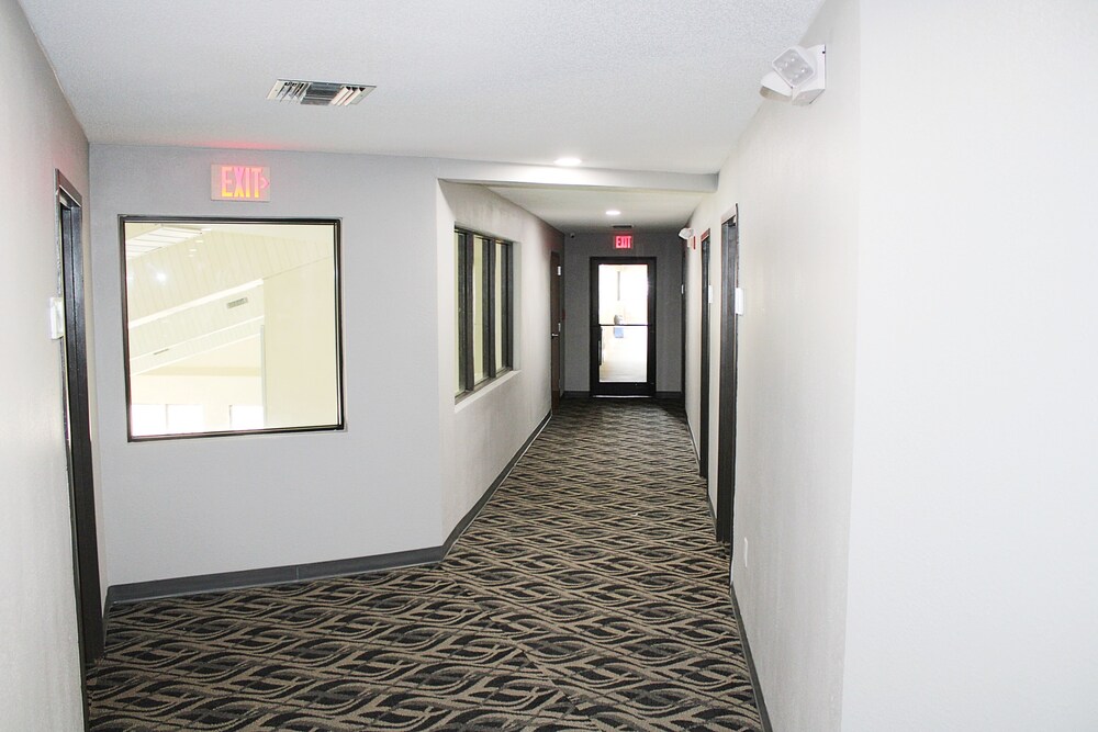 Greenstay Hotel and Suites St James 29/62