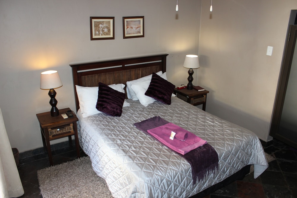 Royal Game Guest House 13/50
