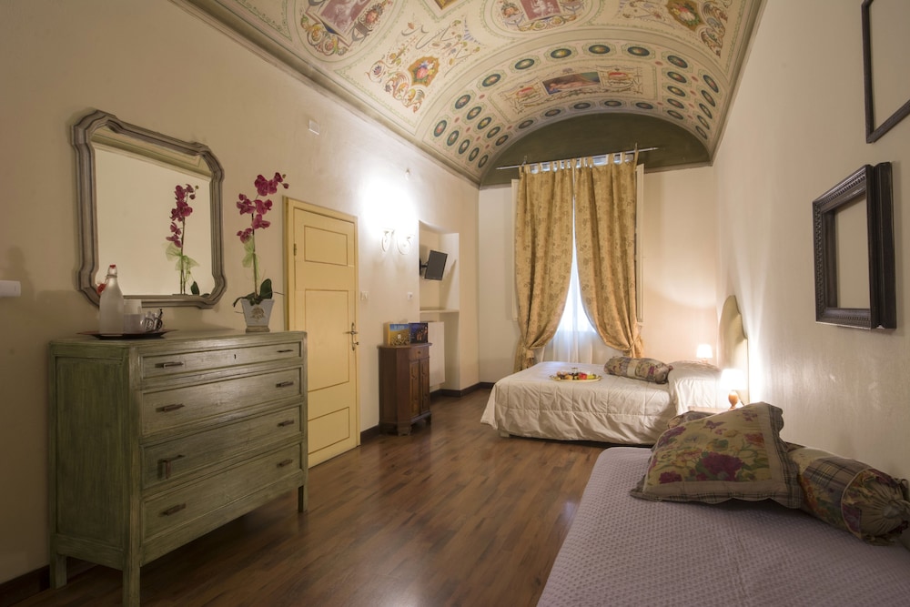 B&B Pantaneto Palazzo Bulgarini 17/42