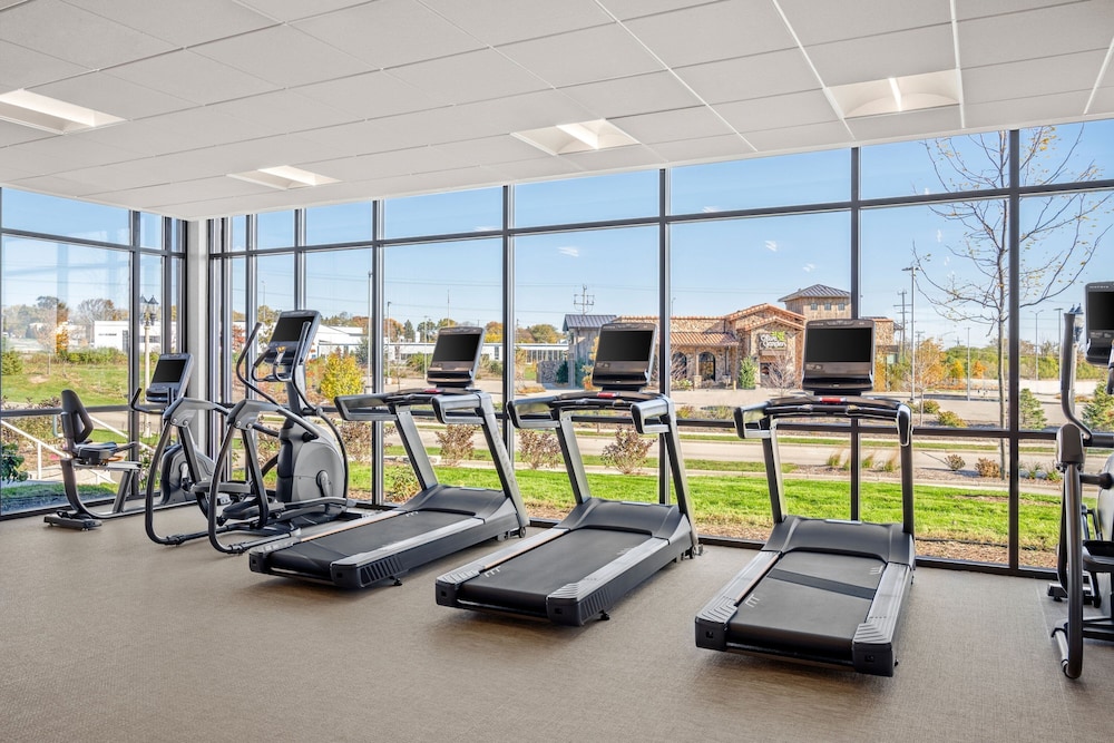 SpringHill Suites by Marriott Menomonee Falls 9/22