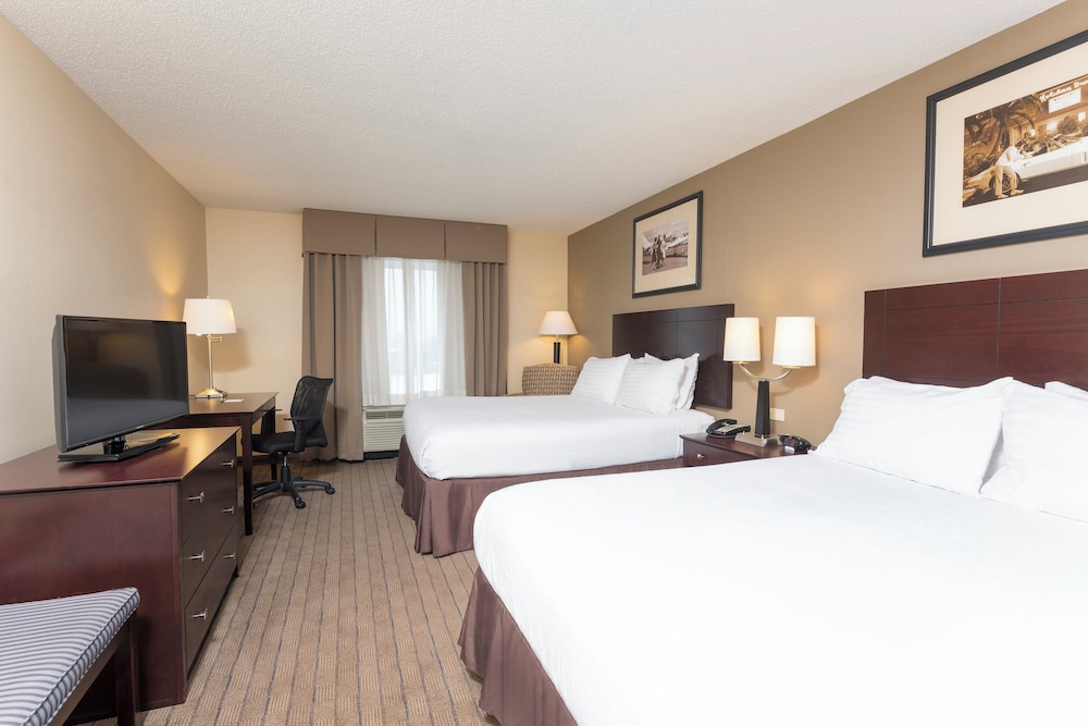 Holiday Inn Aurora North Naperville 6/33
