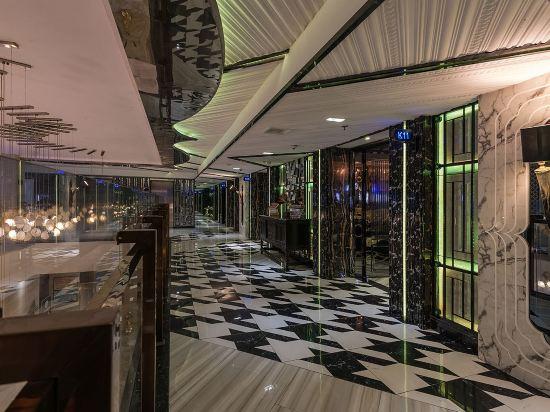Donghu Grand Hotel 25/49