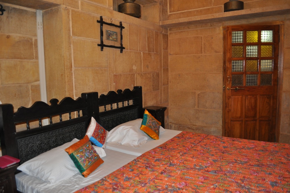 Hotel Shahi Palace 22/63