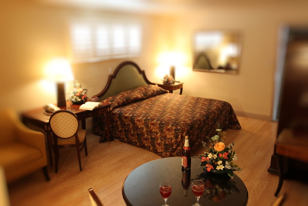 The Greenwell Inn 23/70