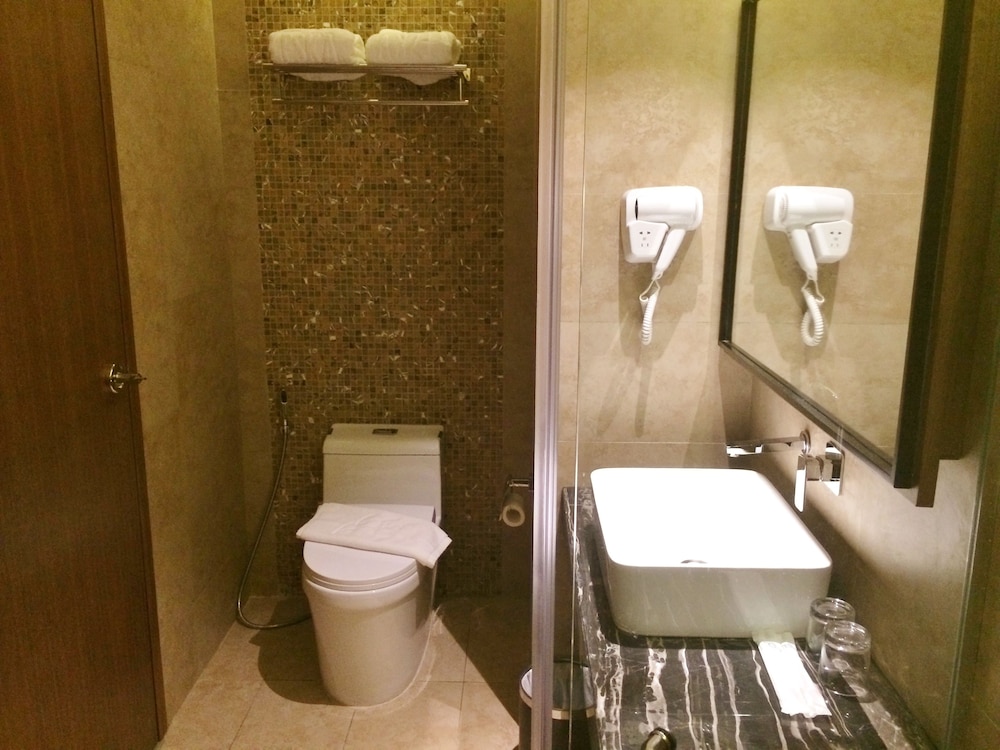 Eska Hotel 45/49