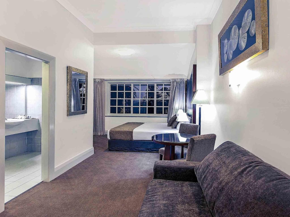 Mercure Maitland Monte Pio 20/50