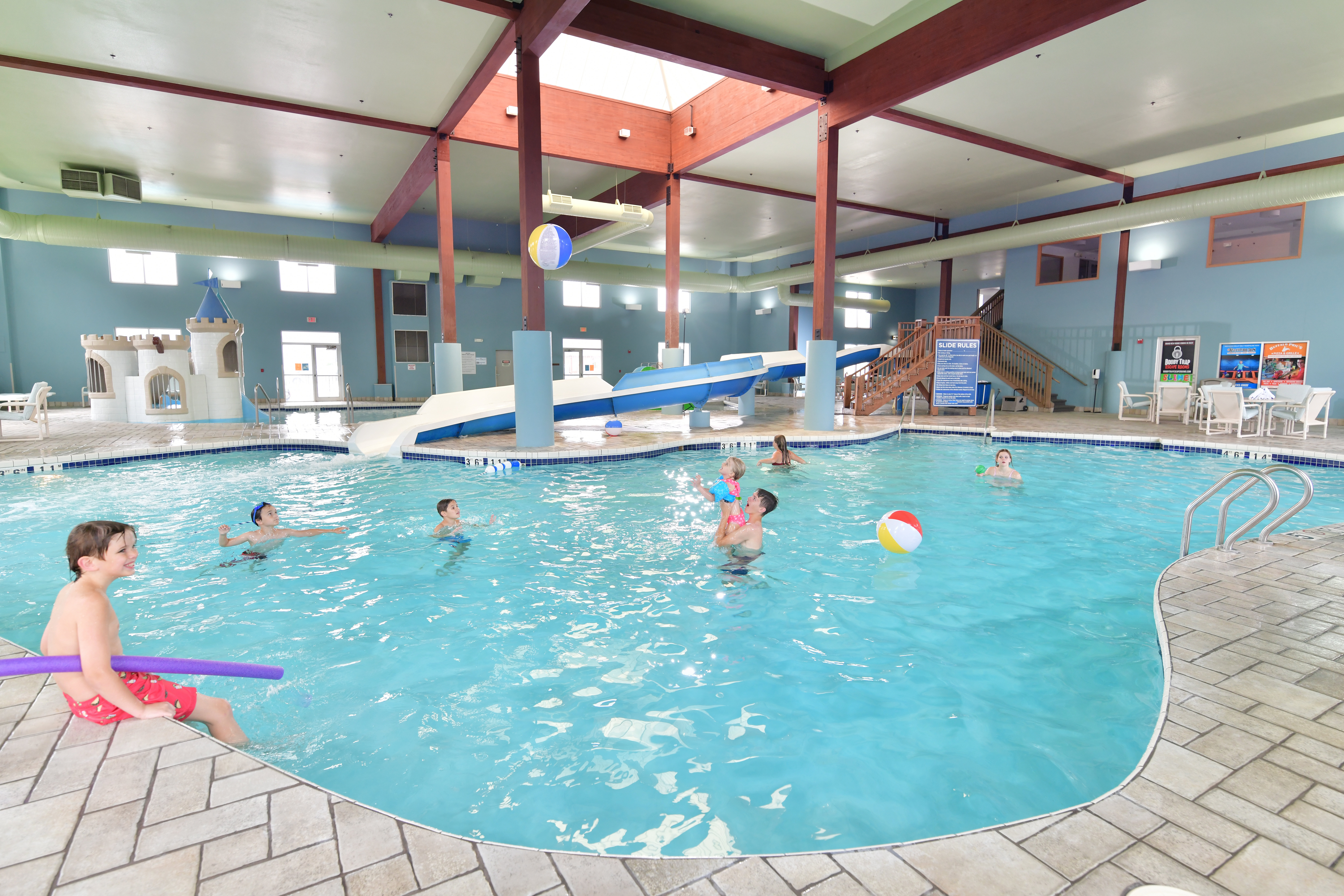 Holiday Inn Express Wisconsin Dells 60/69